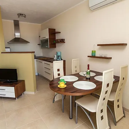 In 5367e شقة