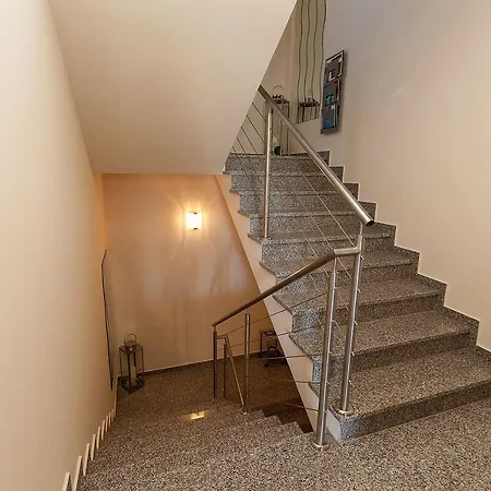 In 5367e شقة